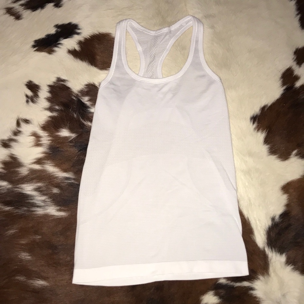 White lululemon tank “swiftly tech racerback”